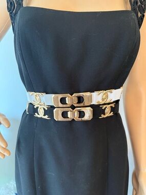 New Stretchable Elastic Fashion Belt – Fits Waist Size 24 to 30 Black/ White